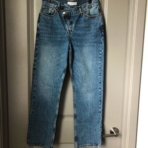 TopShop Cross Cross button Dad jeans. Size 28